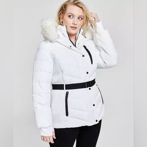 Michael Kors Women's White Puffer Jacket with Faux Fur Hood. Size Large